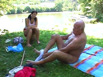 pornografía Coño Sexy joven de edad en un parque