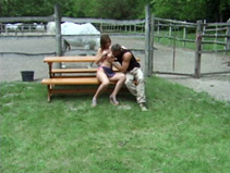 Vidéo 3 couples en pleine séance de baise dans le parc