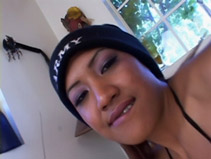 imagen Joven asiática obtiene un culo lleno la cara