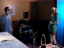Vidéo Lesbiennes infirmières médecin pour grosse bite!